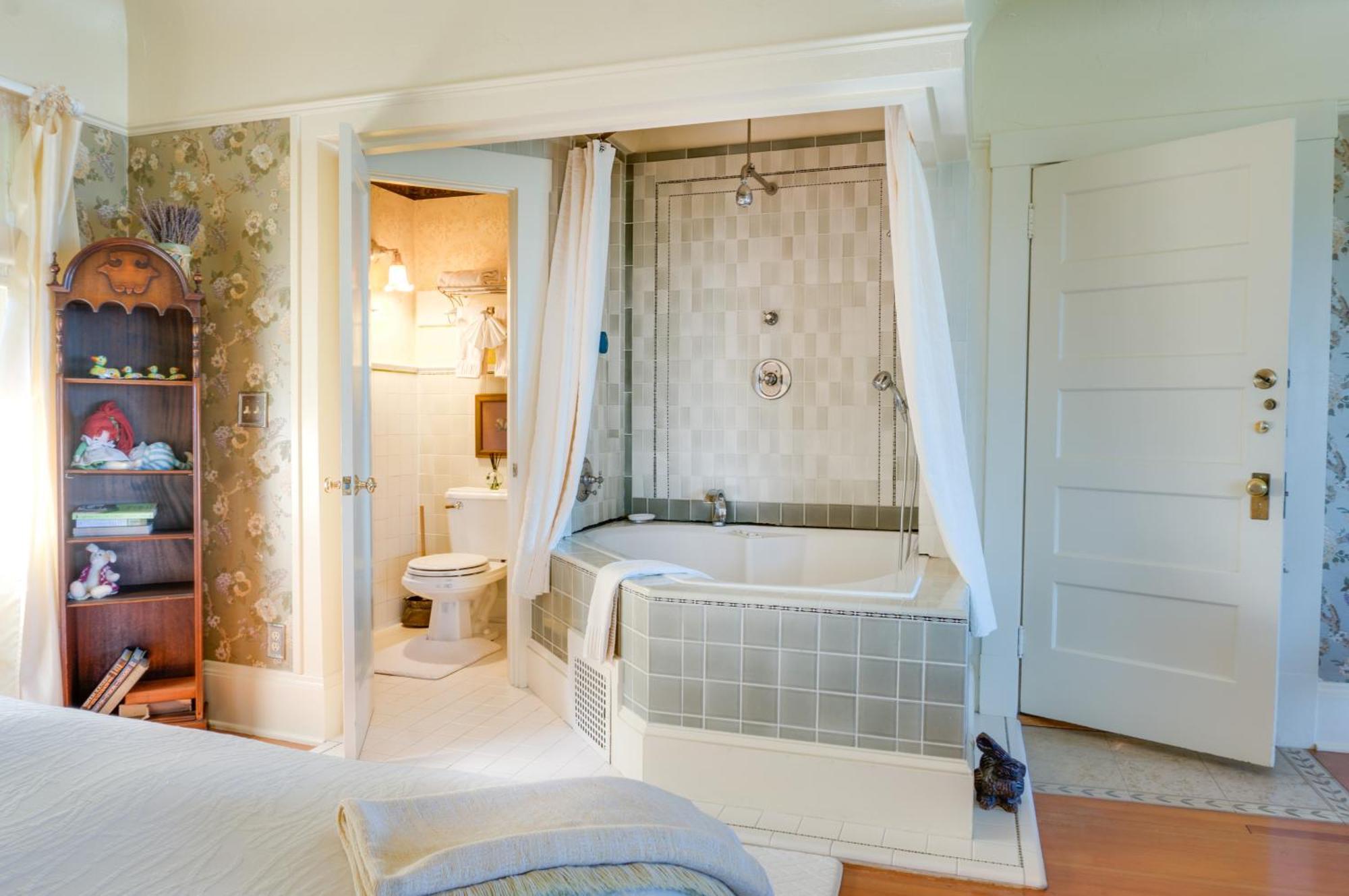 The Jabberwock Bed & Breakfast Μοντερέι Δωμάτιο φωτογραφία