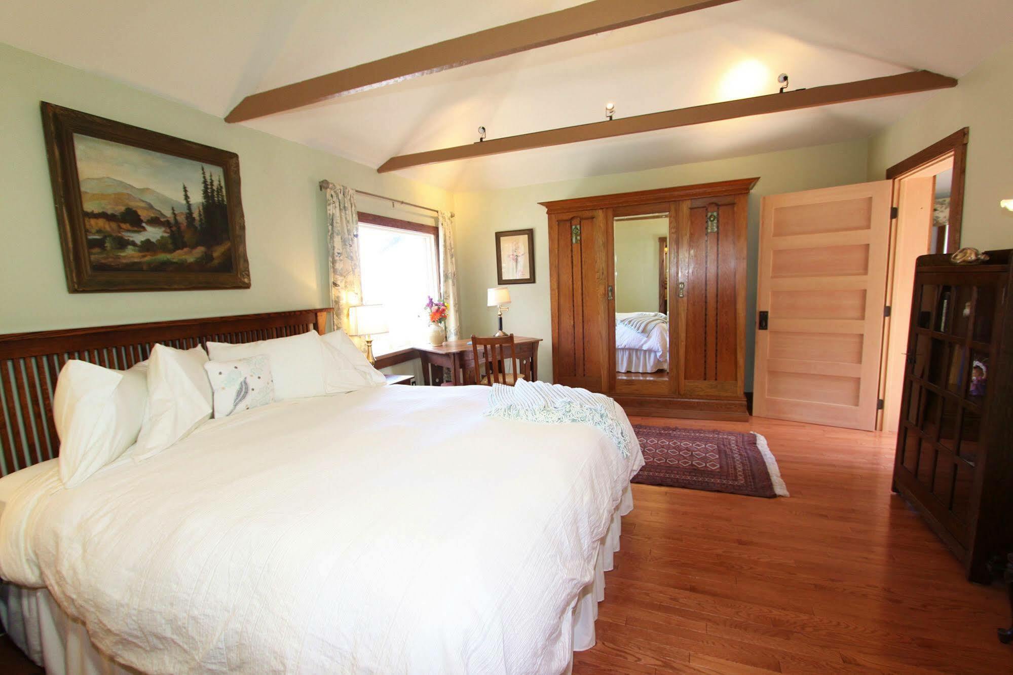 The Jabberwock Bed & Breakfast Μοντερέι Εξωτερικό φωτογραφία